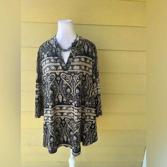 A.jesdani Women’s Top Blouse Plus 2XL Geometric 3/4 Roll Tab Sleeve V Neck - Picture 2 of 14